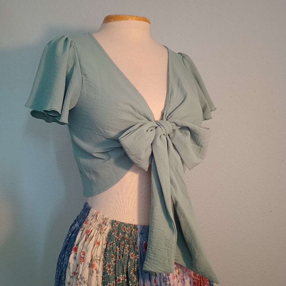 Altar'd State Mint Tie-Front Crop
